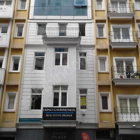 Luxury Flat With Lift 2+1